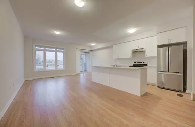 2 Bed 2.5 Bath New Townhouse for Lease in Brantford - Photo 4