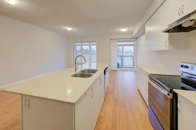 2 Bed 2.5 Bath New Townhouse for Lease in Brantford - Photo 6