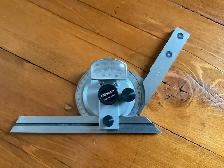 MITUTOYO PROTRACTOR