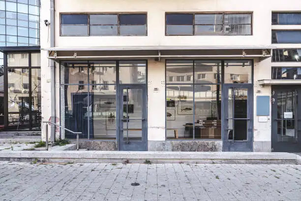 Aluminum Windows and Bi-folding Doors - Call 4165030188✨️ - Photo 9