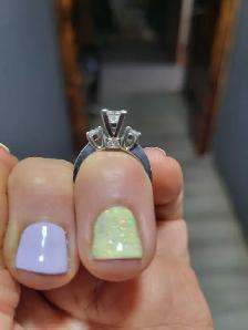 engagement ring - Photo 2