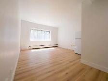 1 MOIS GRATUIT - 3 1/2 & 4 1/2 près de UdeM, HEC, Hopital Juif… - Photo 6