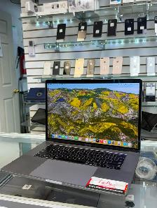 Apple Macbook Pro Touchbar i7 16 GB 500gb