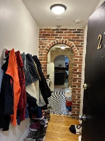 Very nice and unique 1-bedroom unit- Available June 1st! - Photo 8