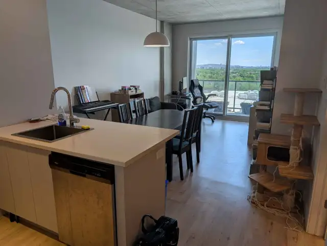 APPARTEMENT A LOUER - MOITIE PRIX AVRIL 825$ - CESSATION DE BAIL - Photo 2