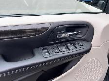 2013 Dodge Grand Caravan CREW PLUS-NAV-LEATHER-CAMERA-ONLY 127KM - Photo 9