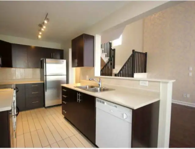 Bedroom non-furnished for rent on Mer Bleue, Orleans @ $680. - Photo 3