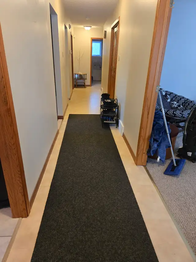 3-Bedroom Upper-Level Home for Rent - Available May 1st - Photo 4