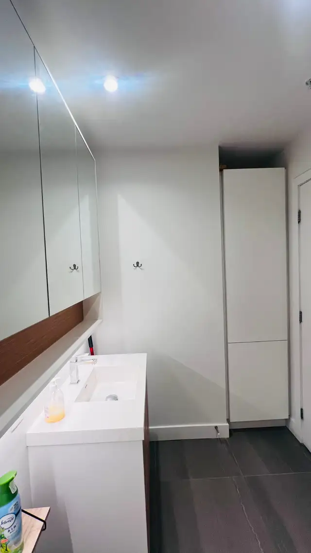 Chic 3 ½ aux Cours Bellerive – Libre le 01 juillet 2026.