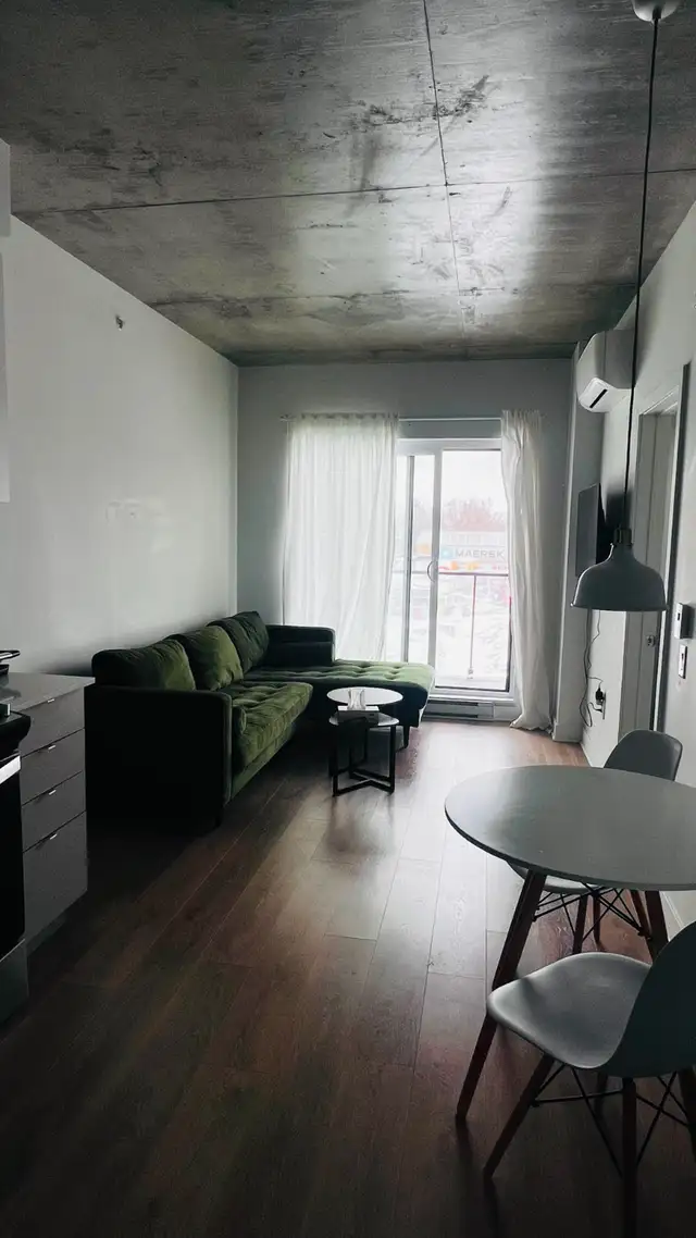 Chic 3 ½ aux Cours Bellerive – Libre le 01 juillet 2026. - Photo 3