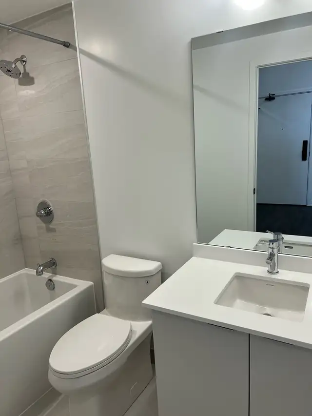 2 Bedroom   2 Bathroom For Rent - Photo 4