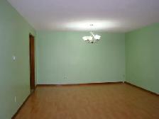 3 Bedroom House for rent in Malton, Mississauga - Photo 3