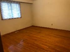 3 Bedroom House for rent in Malton, Mississauga - Photo 7