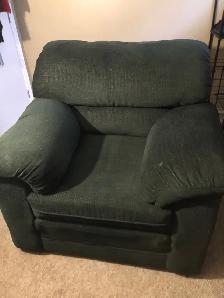 GREEN CHAIR