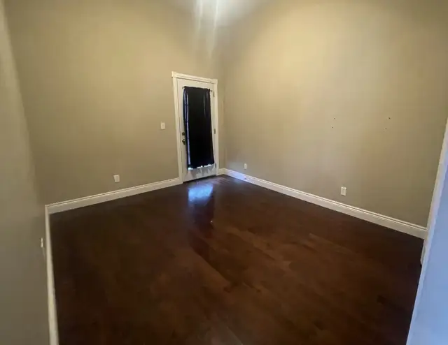 Beautiful 2 Bedroom Apartment in Belleville $2000 - Photo 5