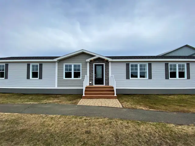 New 3 bedroom Fancy home on Awesome April Sale - Photo 2