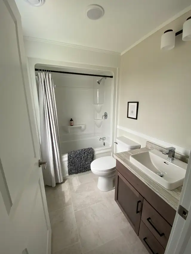 New 3 bedroom Fancy home on Awesome April Sale - Photo 11