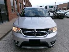 2012 Dodge Journey SXT CERTIFIED | BACKUP CAM | NO ACCIDENTS - Photo 2