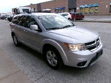 2012 Dodge Journey SXT CERTIFIED | BACKUP CAM | NO ACCIDENTS - Photo 3