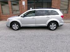 2012 Dodge Journey SXT CERTIFIED | BACKUP CAM | NO ACCIDENTS - Photo 7