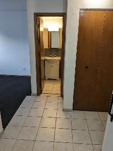 One Bedroom Apt. Downtown. All incl. utils. $1,125 - Photo 7