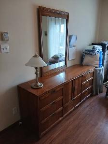 ENSEMBLE DE MEUBLES de QUALITÉ pour CHAMBRE des MAITRES - Photo 4