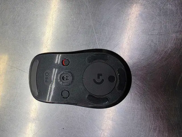 souris d'ordinateur Logitech pro wireless - Photo 4