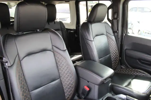2021 Jeep Wrangler Unlimited High Altitude 4x4 sky one touch lea - Photo 11