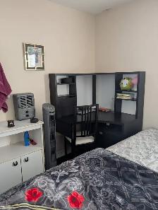 Fully furnishedroom with attached washroom in downtown Brampton - Photo 4