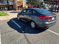 Ford Focus - Photo 2