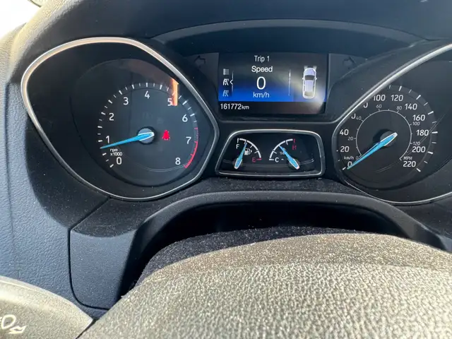 Ford Focus - Photo 8