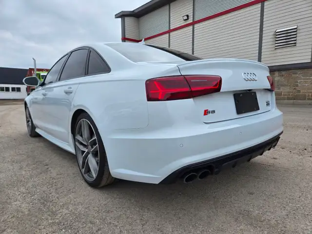 2018 Audi S6 AWD / 450HP / 7 SPEED / PREMIUM PLUS V8T - Photo 6