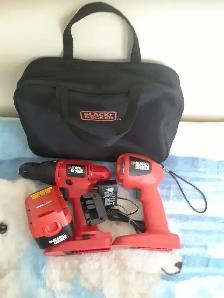Black and decker 3/8 drill with light ,charger, battery $40.00