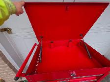 U.S. GENERAL 30 in., 5 Drawer Mechanics Cart, Red Padlock Secure - Photo 6