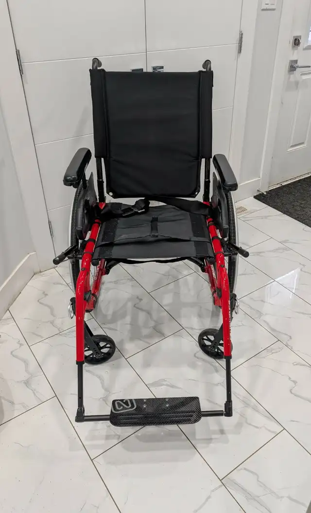 Helio C2 Carbon Fiber Ultra-Light Folding Wheelchair - 20'  x 19