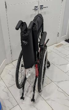 Helio C2 Carbon Fiber Ultra-Light Folding Wheelchair - 20'  x 19 - Photo 3