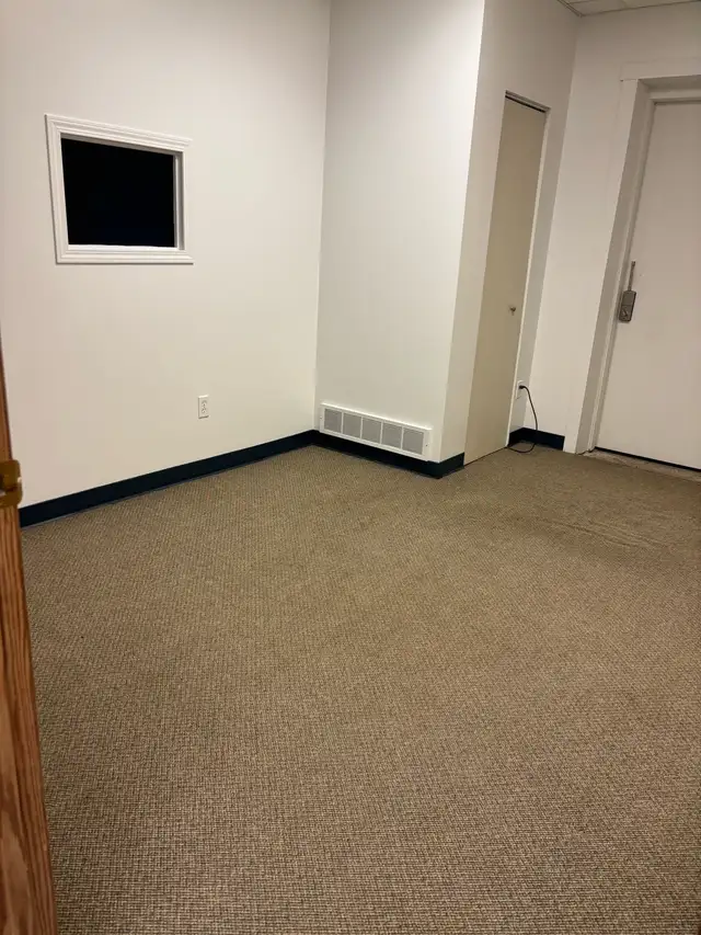 Office/Workshop/Storage for rent - Photo 3