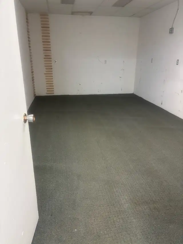 Office/Workshop/Storage for rent - Photo 8