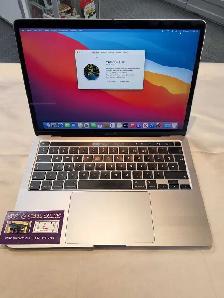 MacBook Pro 2020 13' i5  8GB 256GB