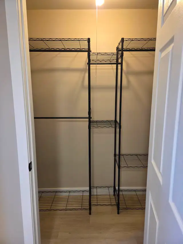Brand New / Huge / Modern / Open Concept Suite - Photo 10