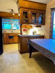 5 min Walk to Whitehorn Ctrain/ Near Sunridge Mall & Airport - Photo 6