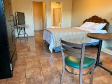 NO FIRST NO LAST (ALL UTILITIES INCLUDED) - Photo 2