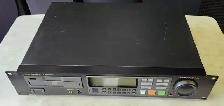 MARANTZ  PMD340 PROFESSIONAL CD PLAYER ( NO REMOTE ) - Photo 2