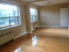 3 Bedroom Apartment, ONE months free rent, Available June 1