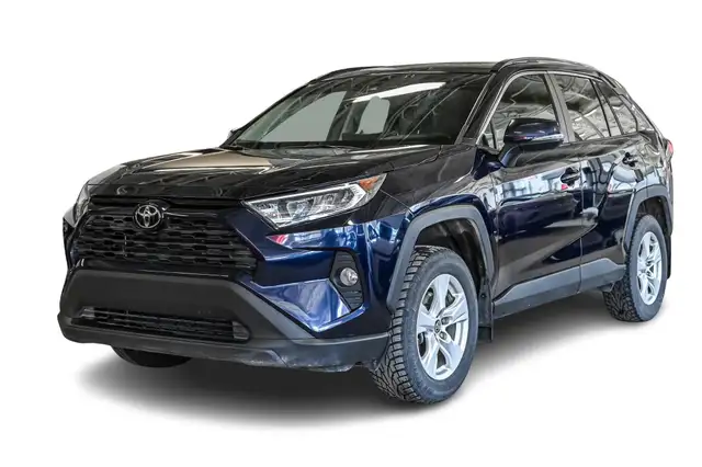 2020 Toyota RAV4 XLE AWD | Mags | Toit | Carplay | Caméra | Fogs