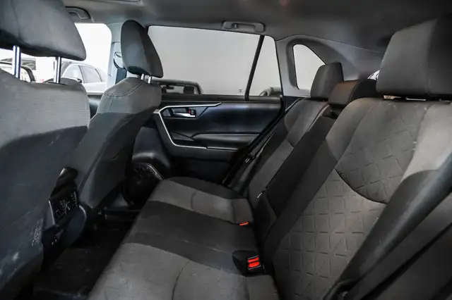 2020 Toyota RAV4 XLE AWD | Mags | Toit | Carplay | Caméra | Fogs - Photo 26