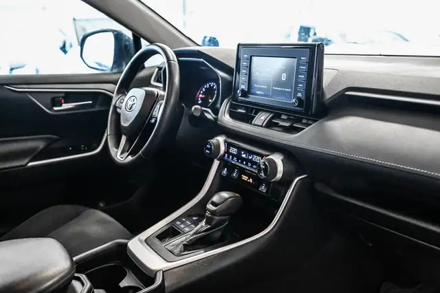 2020 Toyota RAV4 XLE AWD | Mags | Toit | Carplay | Caméra | Fogs - Photo 30
