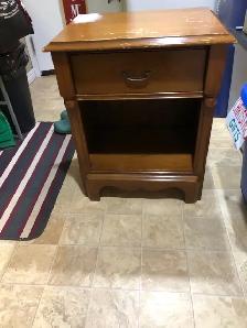 Gubbard Side Table - Photo 5