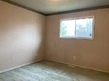 RENT  TO  OWN  HOME  -   WINDSOR - Photo 5