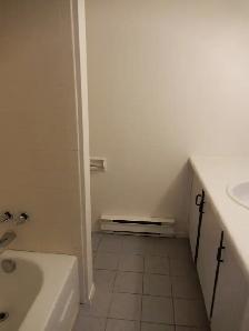 3½ / MAI 2026/ RDC /PRÈS HÔPITAL, AUTOROUTE 35 et BUS MTL - Photo 5